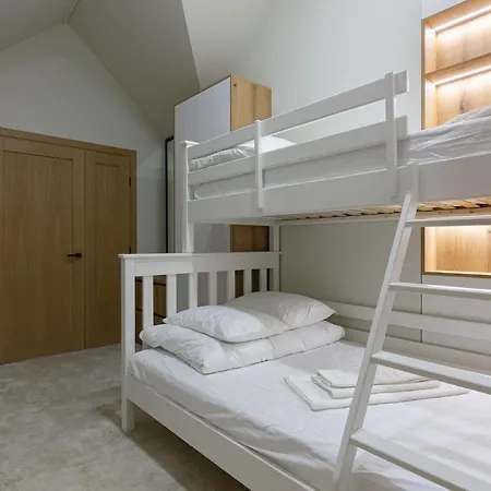 на перевалі Chalet Yablunytsia
