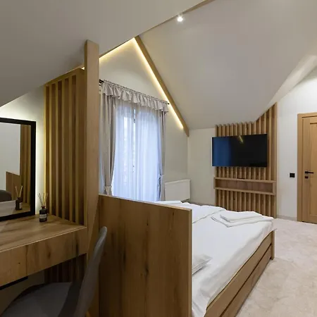 на перевалі Chalet